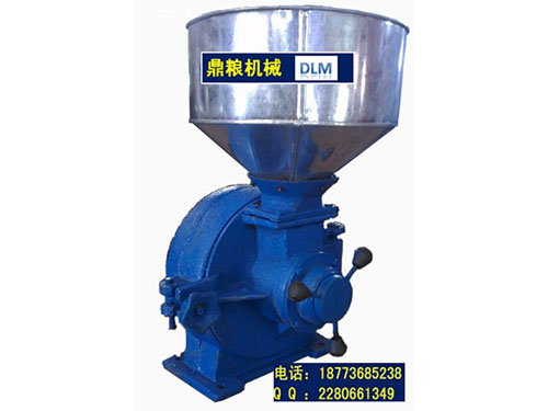 30型磨片式粉碎機(jī)、磨粉機(jī)磨粉機(jī)，磨片式，產(chǎn)量達(dá)1000公斤時(shí),粗細(xì)可調(diào)
